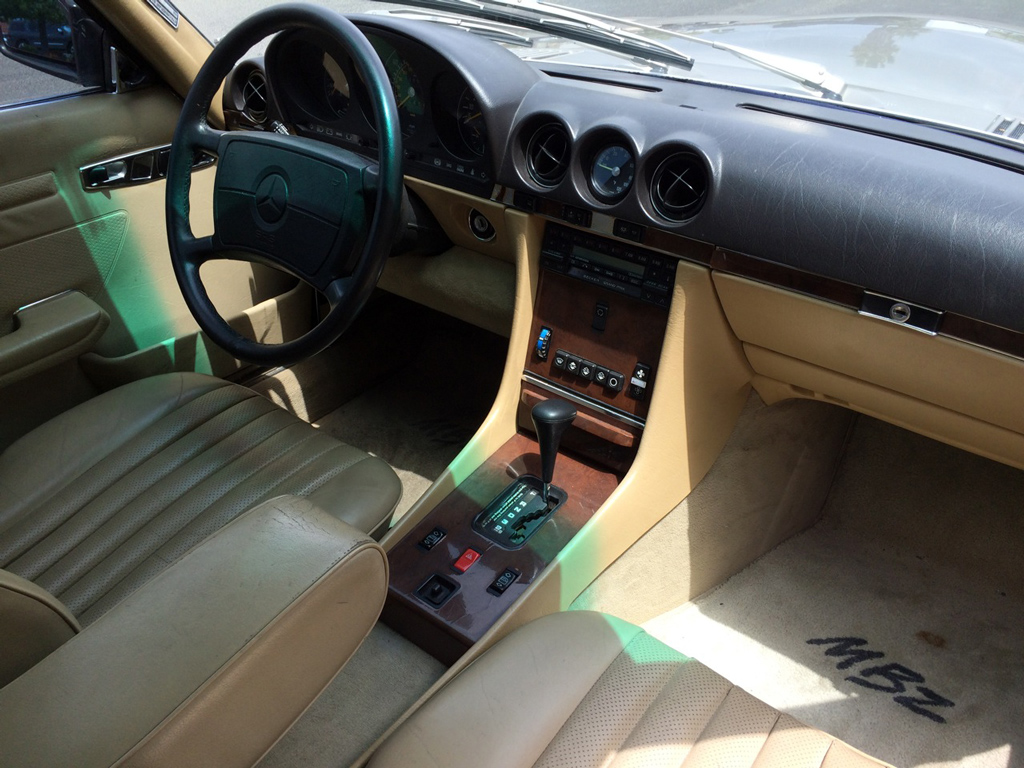 1989 Mercedes 560SL SOLD