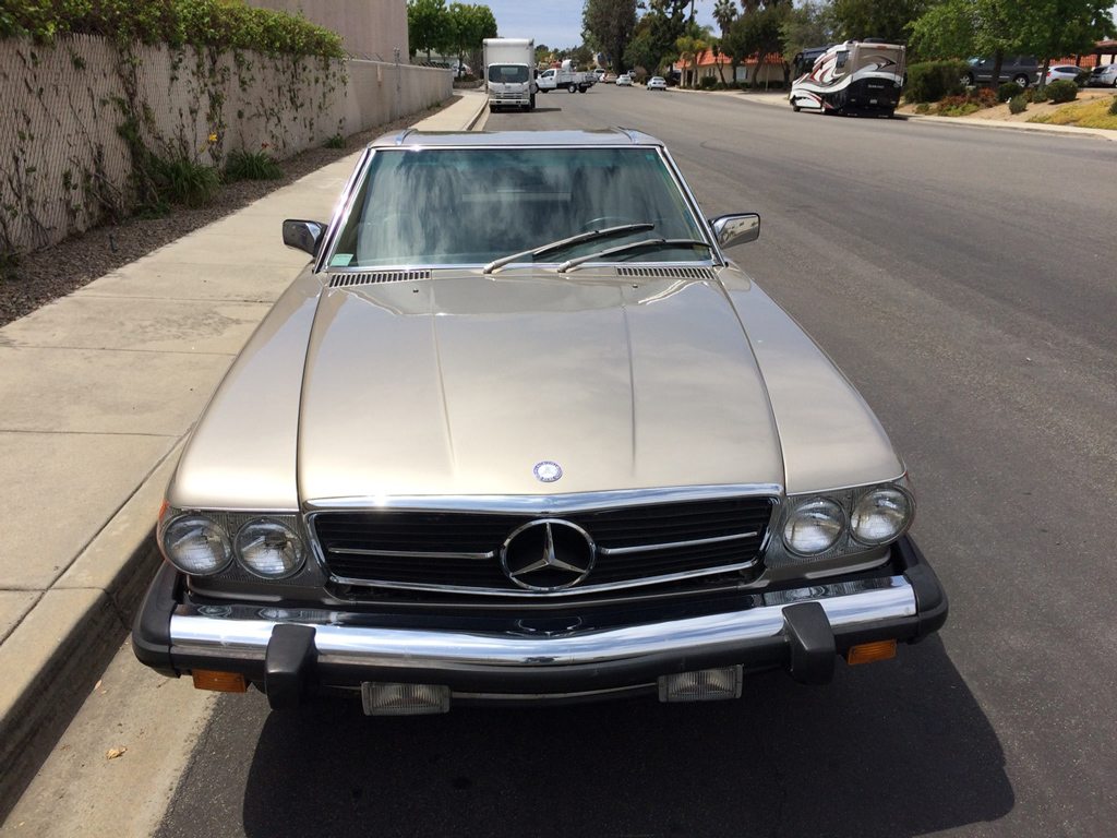 1989 Mercedes 560SL SOLD