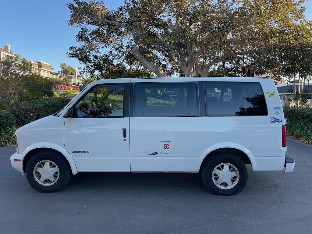 2000 Chevy Astro Van-SOLD