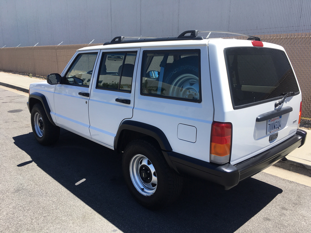 2000 Jeep Cherokee