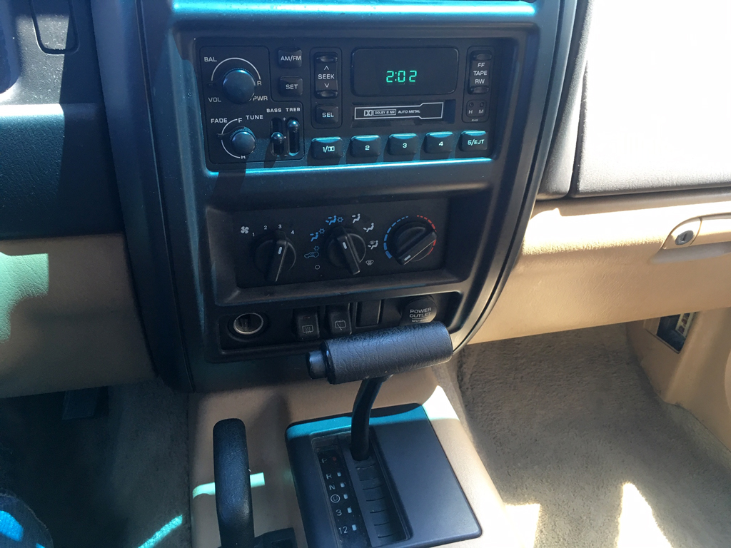 2000 Jeep Cherokee