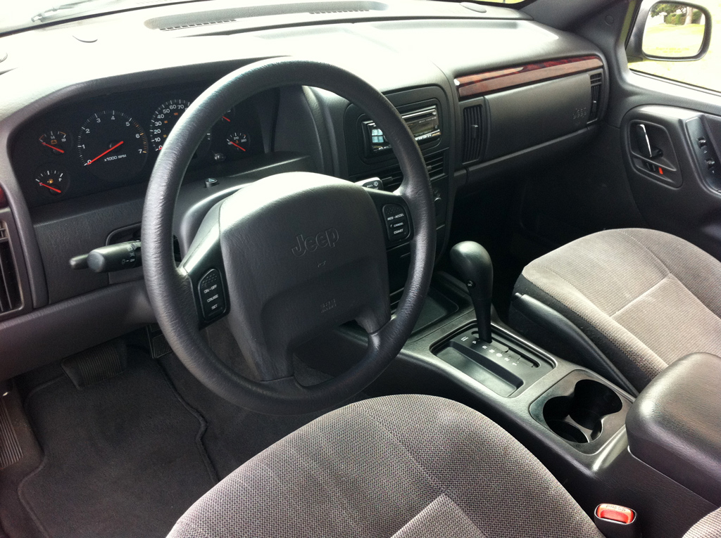 2000 Jeep Grand Cherokee - SOLD