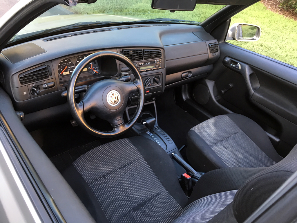2000 VW Cabrio-SOLD