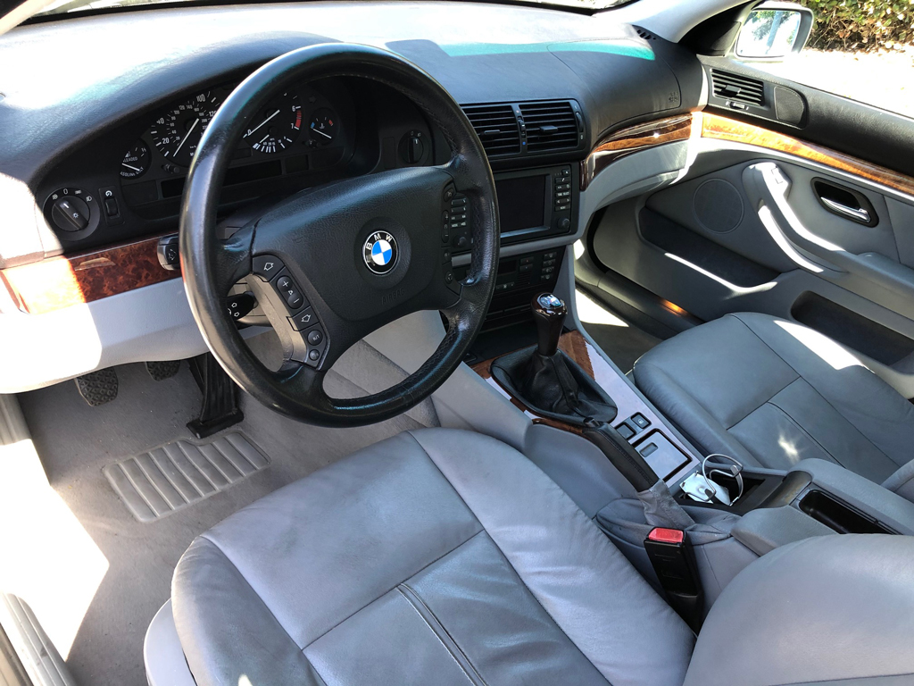 2002 BMW 530i