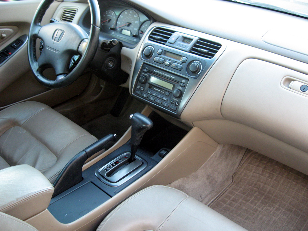 Honda Accord 2002 Coupe Interior