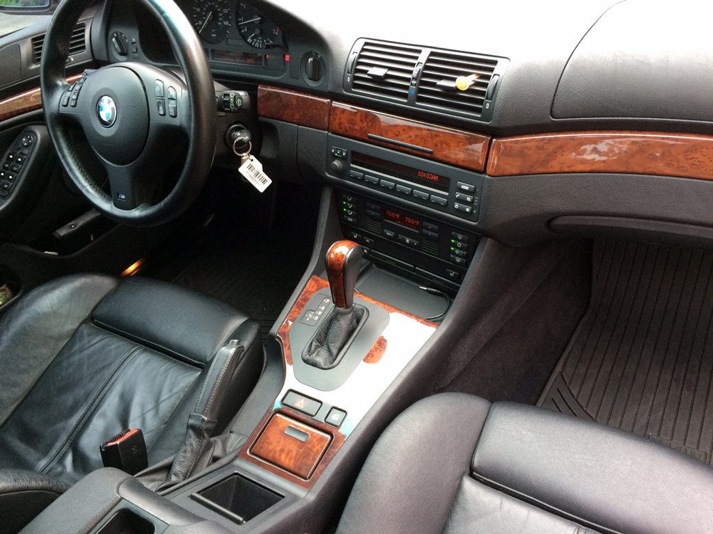2003 BMW 525iT Wagon