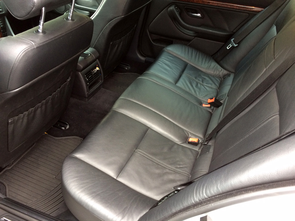 2003 BMW 525iT Wagon