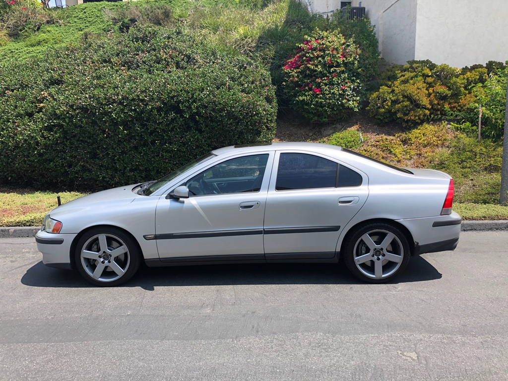 2004 Volvo S60R-SOLD