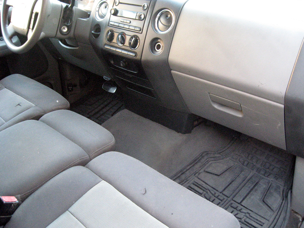 2004 Ford F150 Truck - SOLD