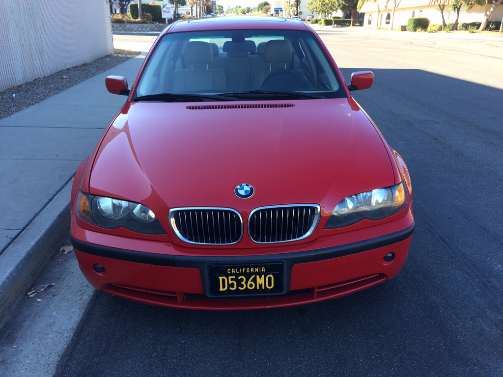 2004 BMW 330i Sedan
