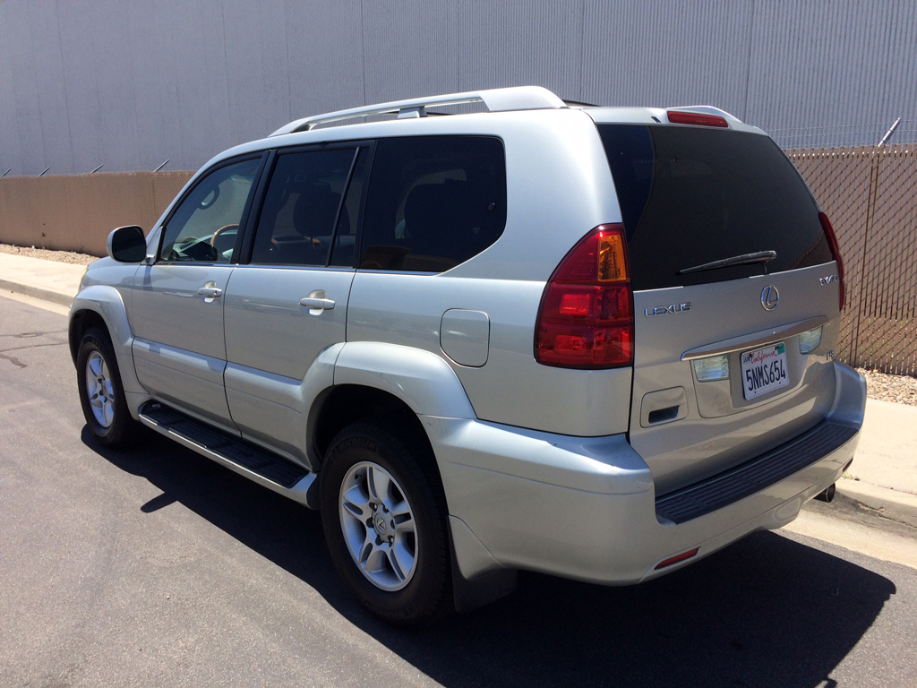 2005 Lexus GX470-SOLD