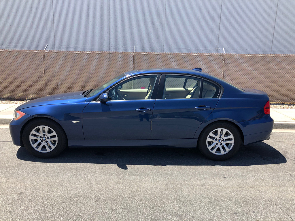 2006 BMW 325i Sedan