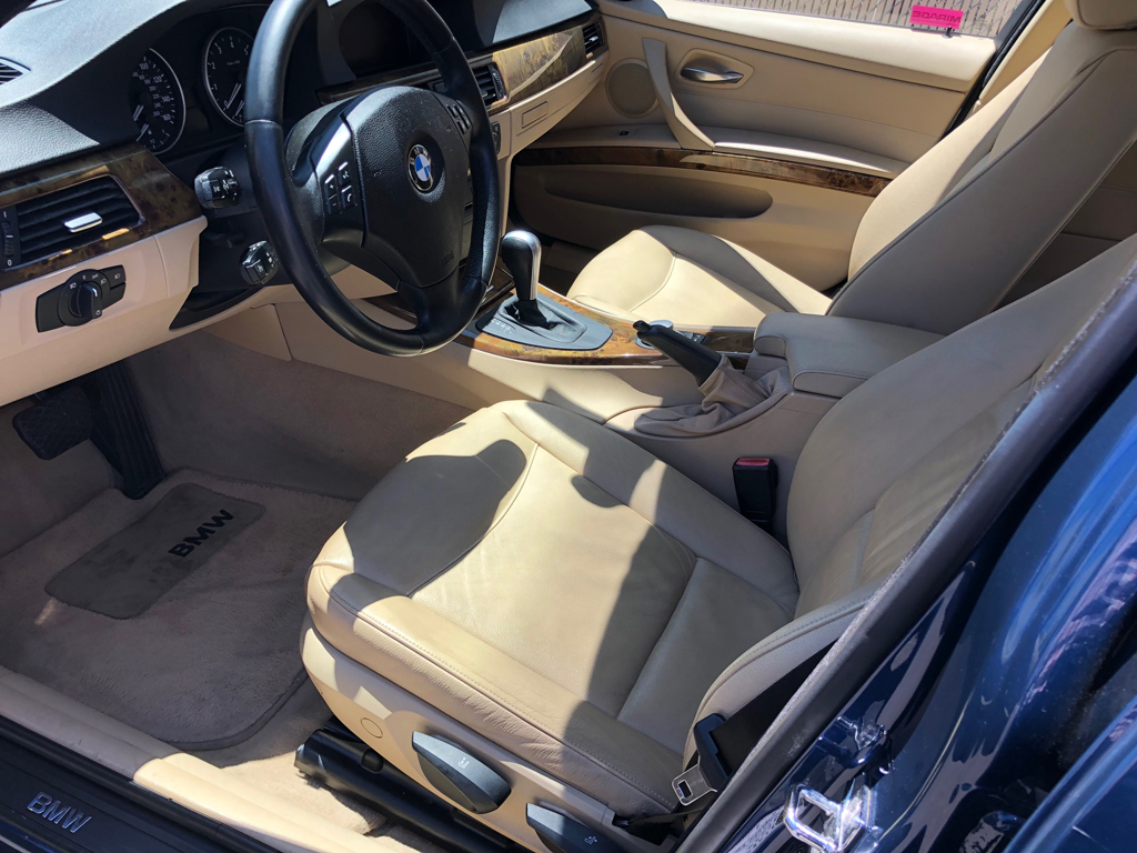 2006 BMW 325i Sedan