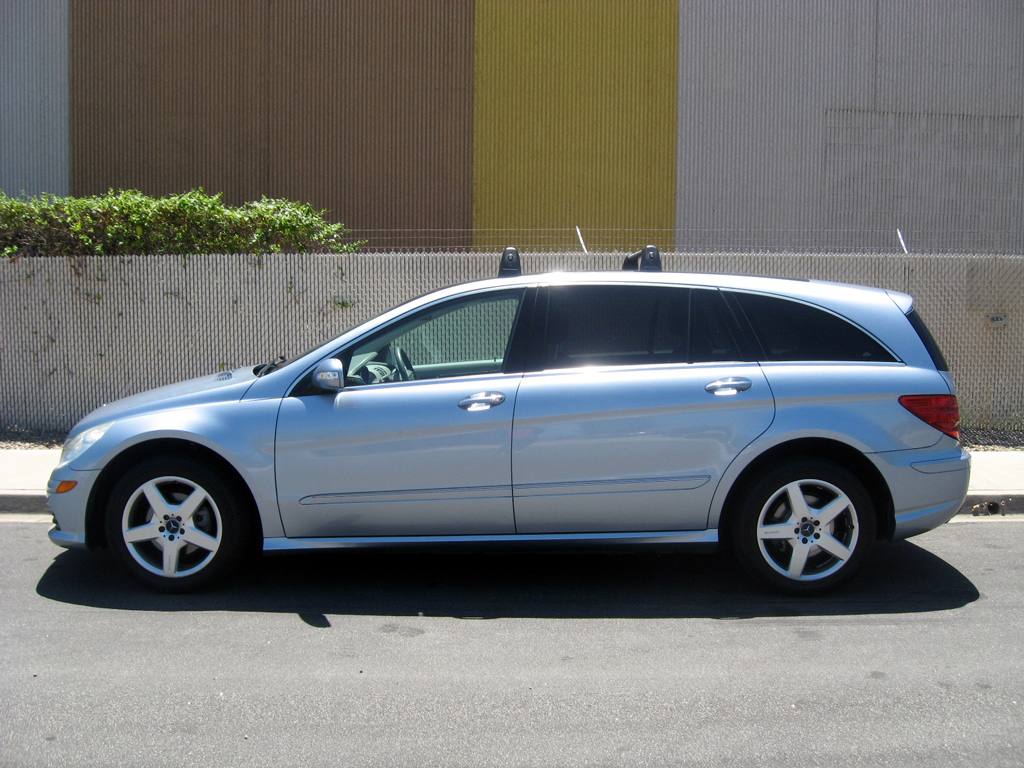 2006 Mercedes R350-SOLD