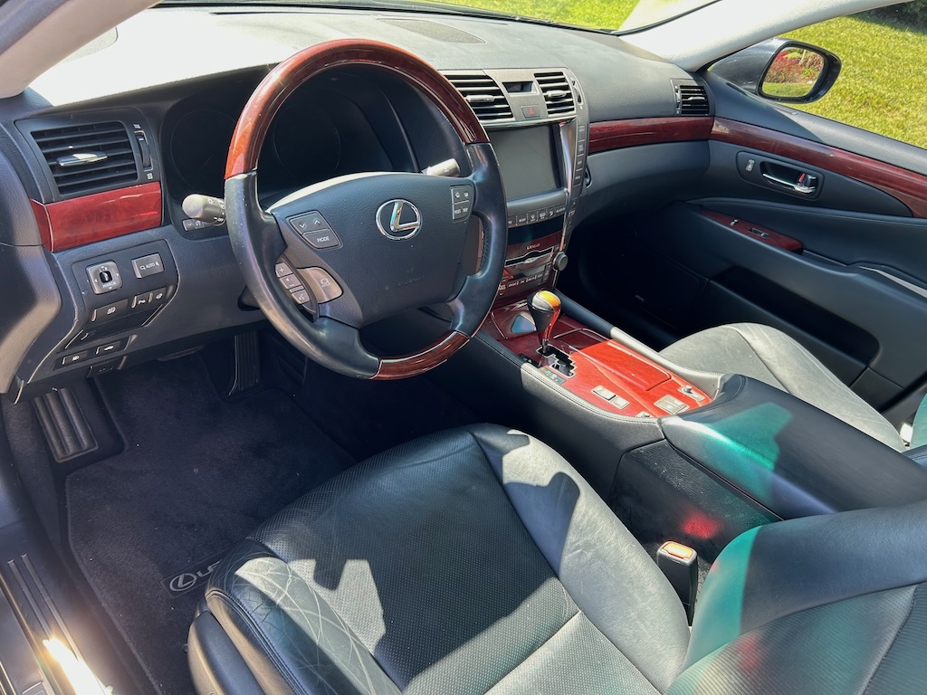 2007 Lexus LS460-SOLD