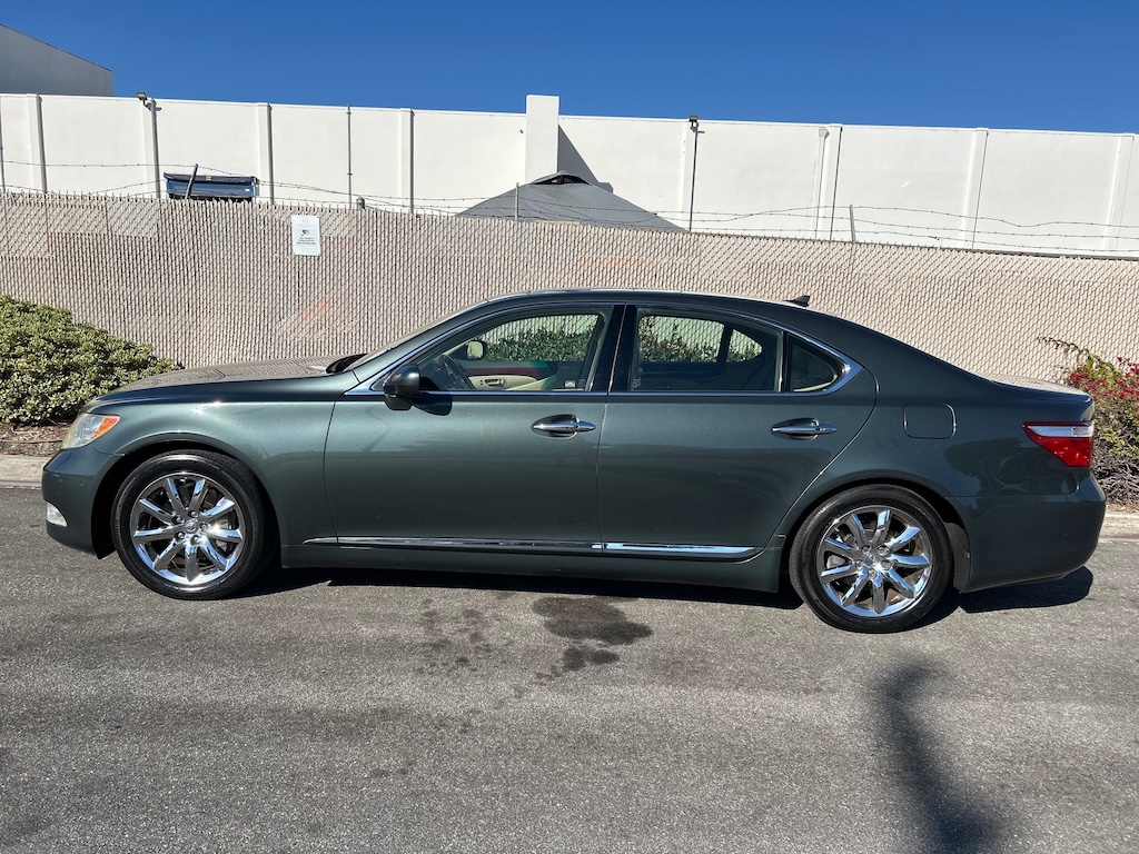 2007 Lexus LS460