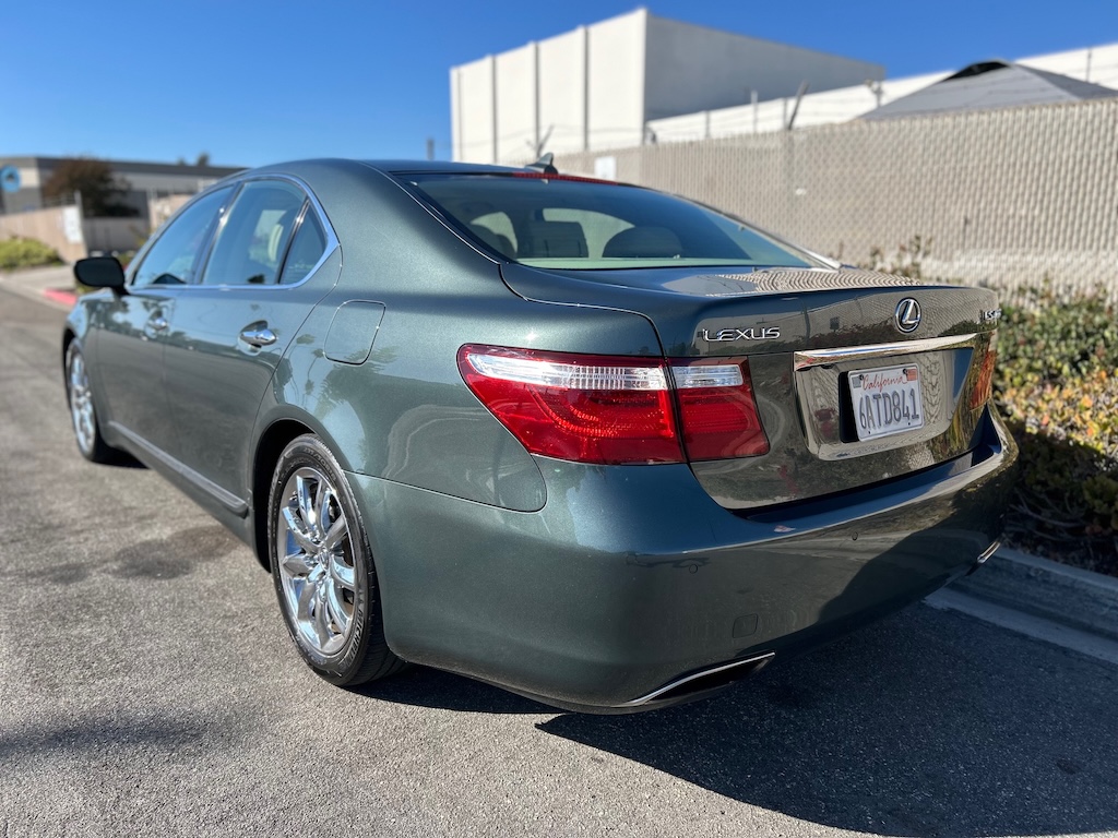 2007 Lexus LS460