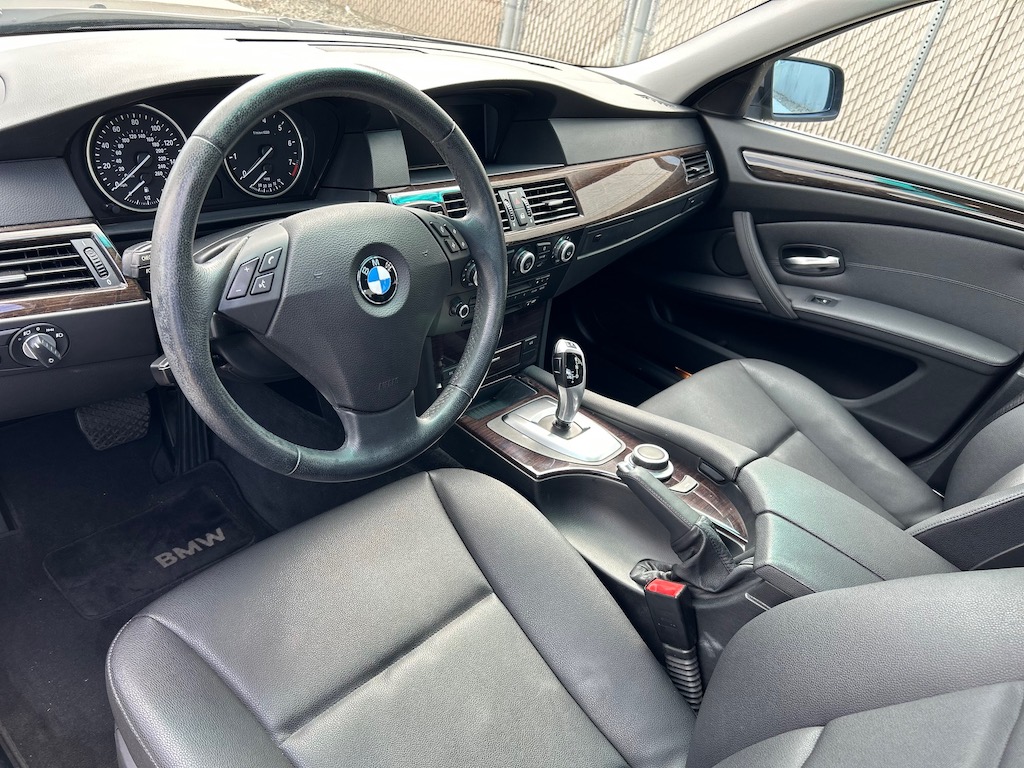 2008 BMW 528i Sedan