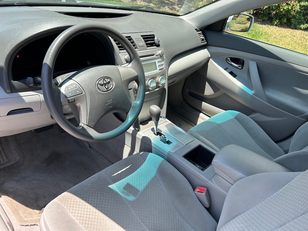 2009 Toyota Camry LE-SOLD