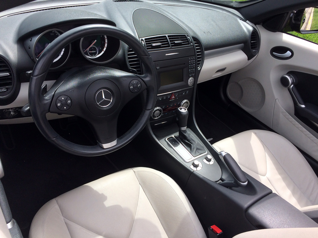 2010 Merdeces SLK300
