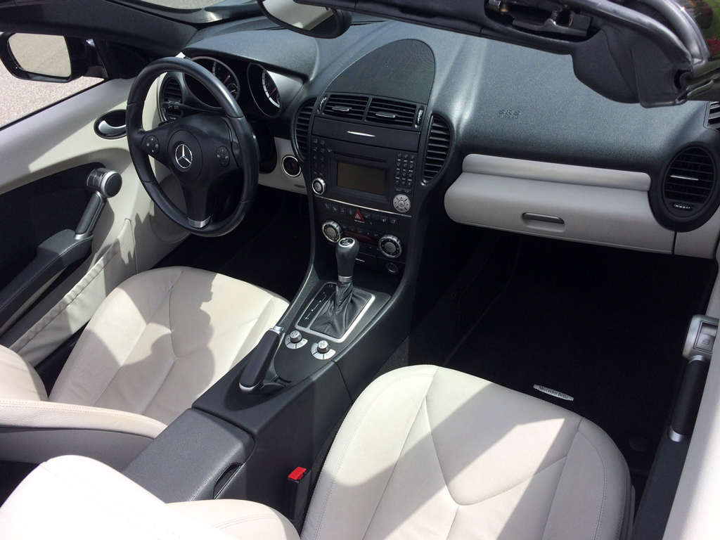 2010 Merdeces SLK300