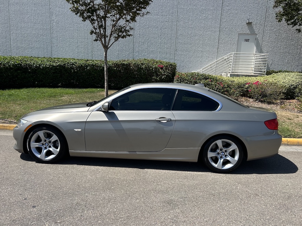 2011 BMW 335i Coupe - Click Image to Close