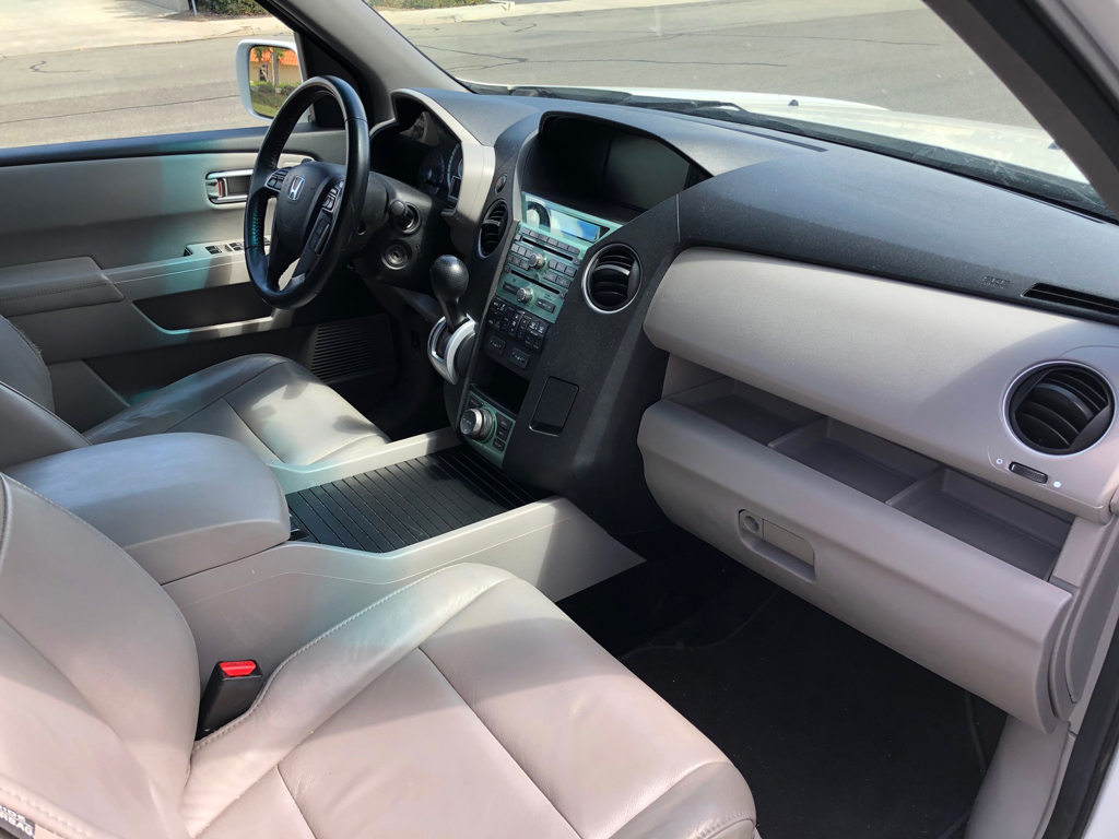 2011 Honda Pilot-SOLD