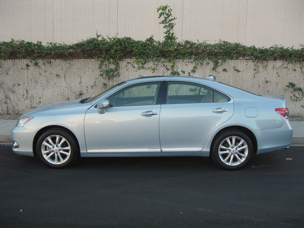 2011 Lexus ES350 - SOLD