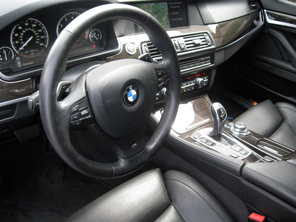 2011 BMW 550i M-Sport Dinan S2
