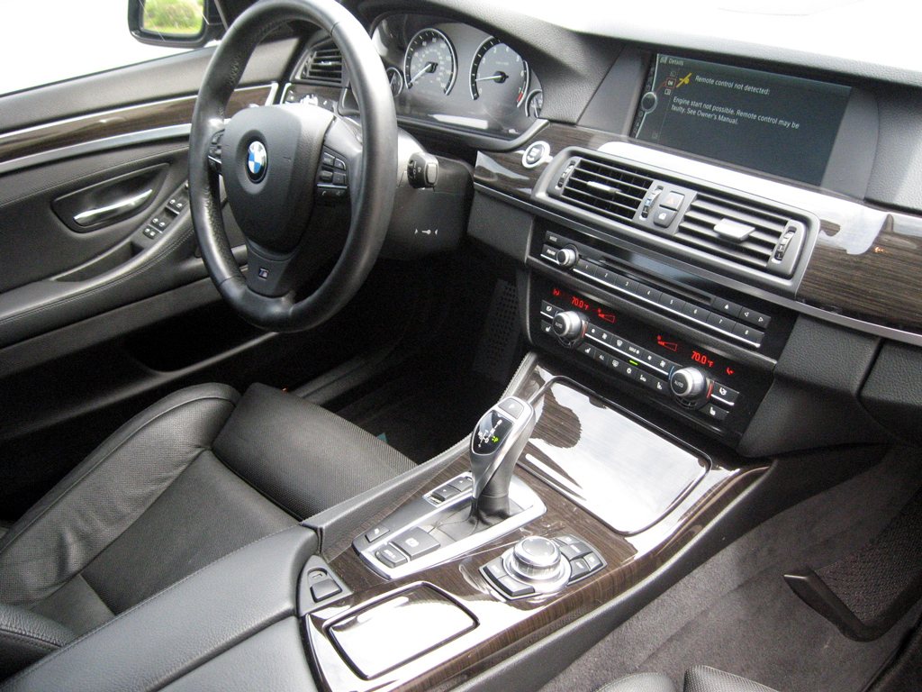 2011 BMW 550i M-Sport Dinan S2