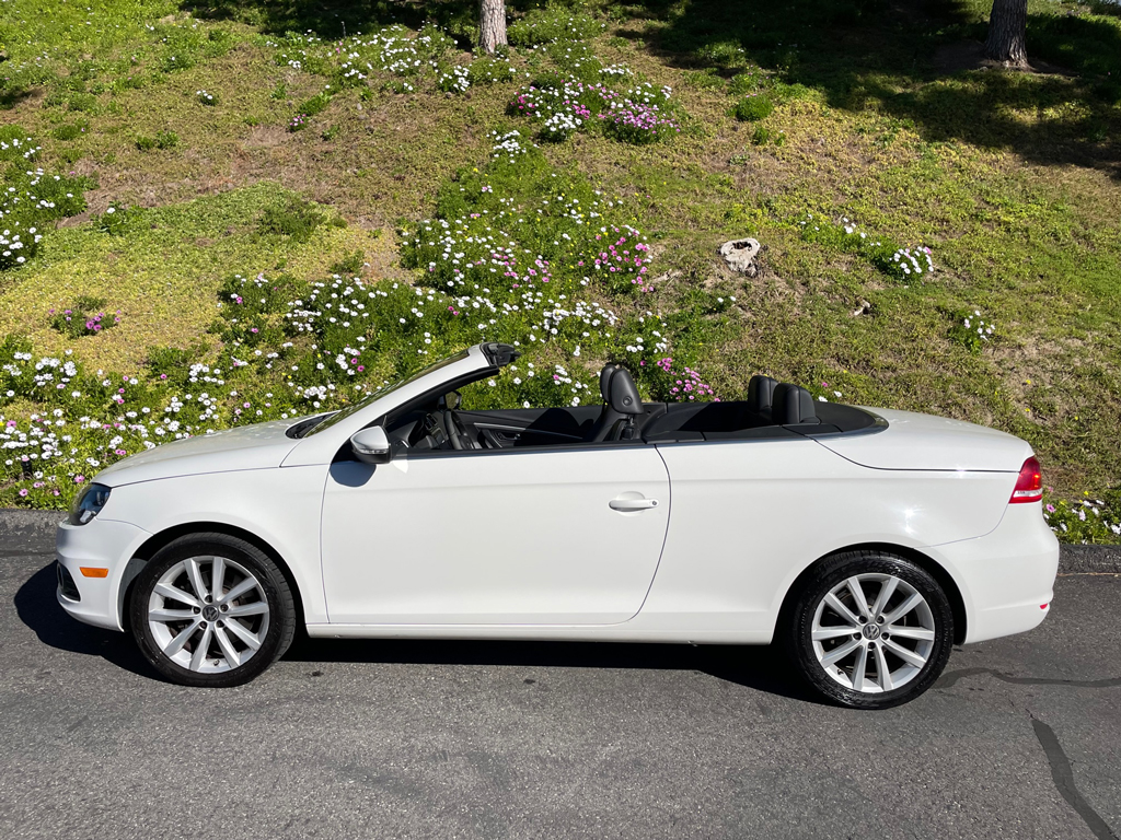2012 VW Eos Conv-SOLD