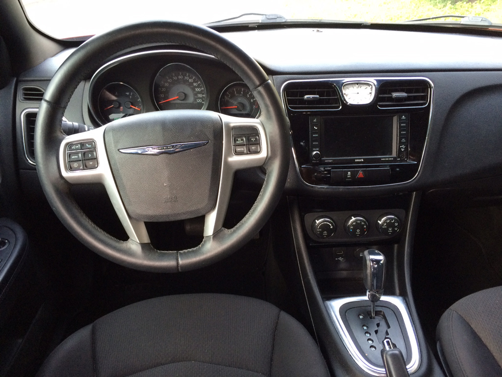 2012 Chrysler 200 S