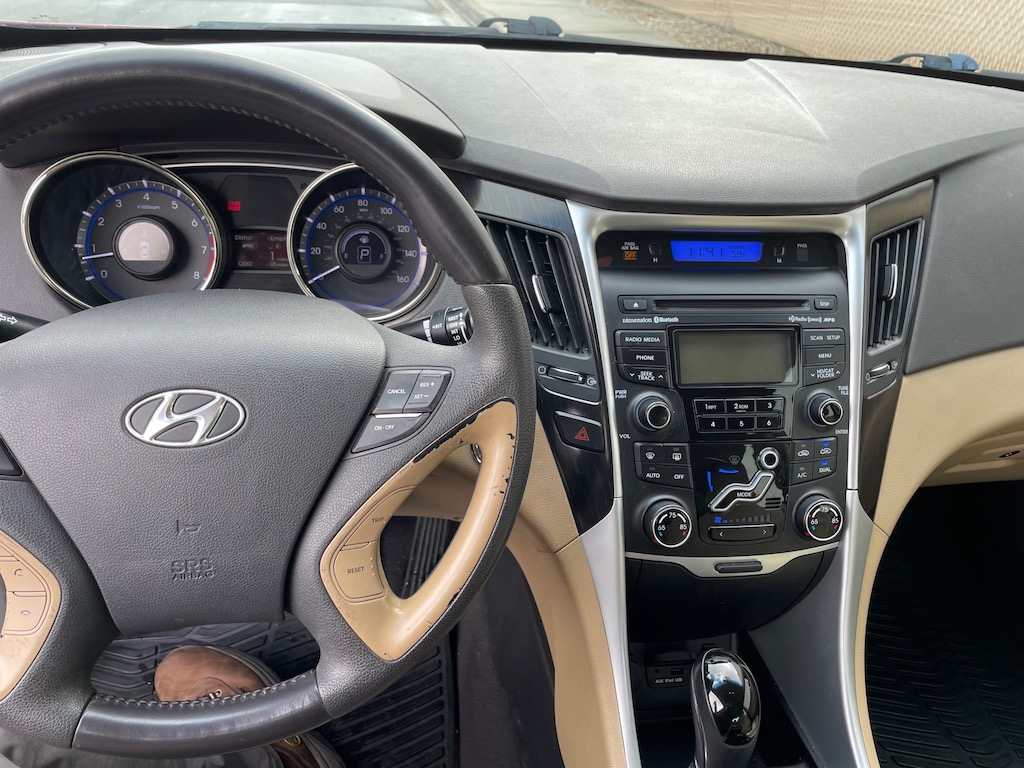 2013 Hyundai Sonata-SOLD