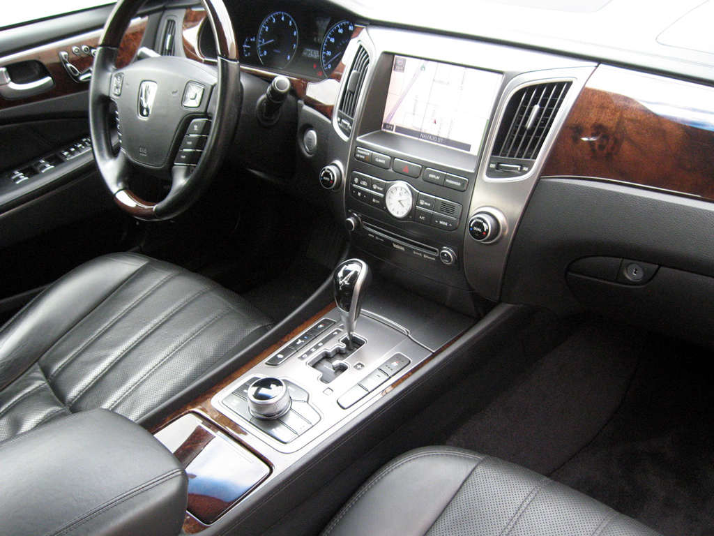 2012 Hyundai Equus - SOLD