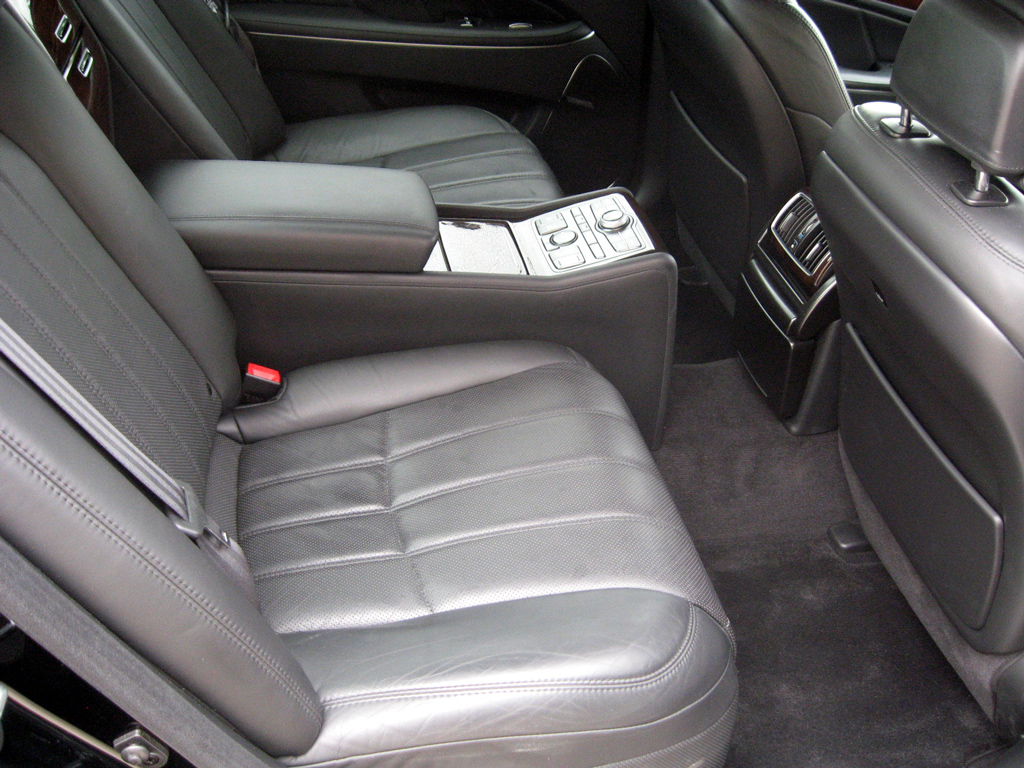 2012 Hyundai Equus - SOLD