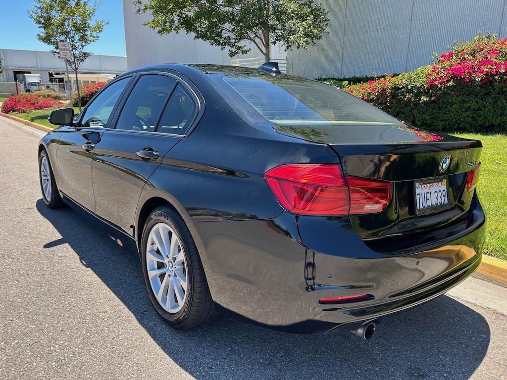 2016 BMW 320i Sedan-SOLD