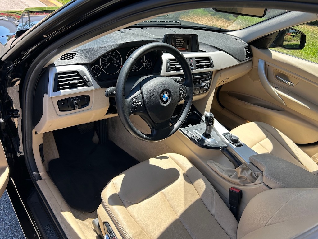 2016 BMW 320i Sedan-SOLD