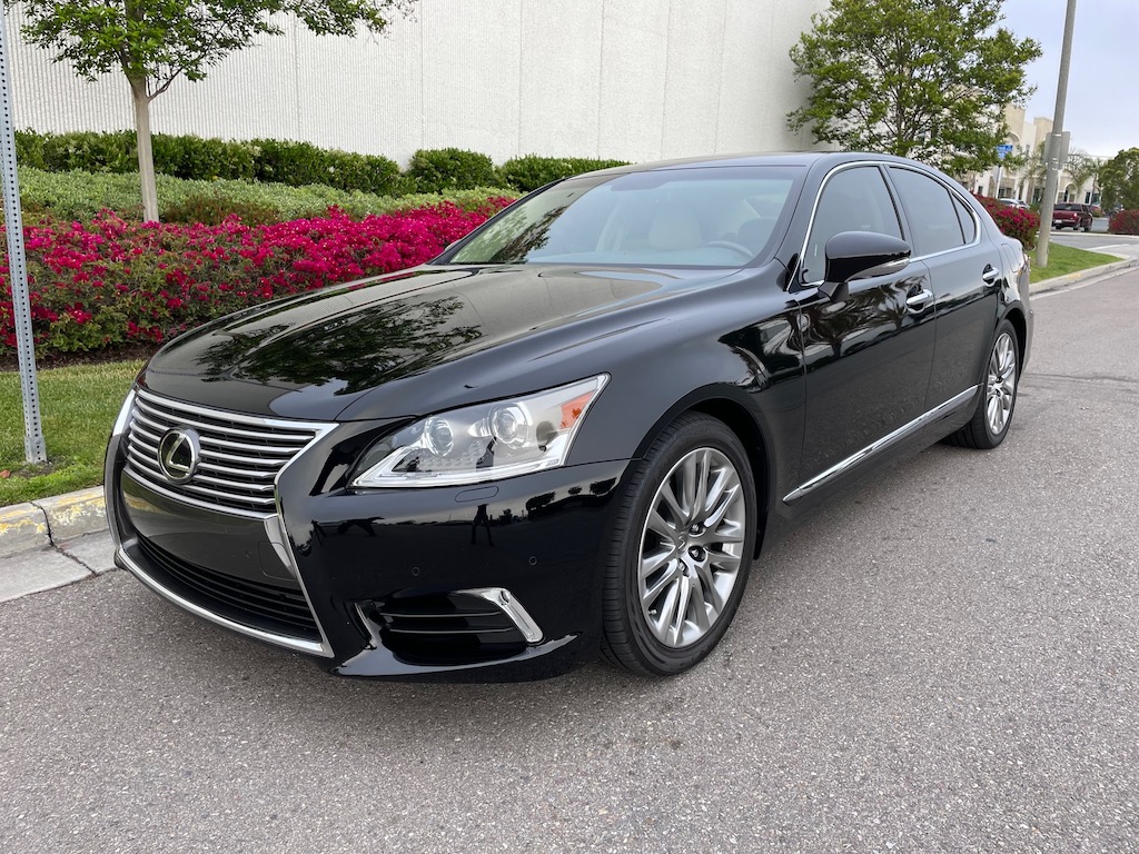 2017 Lexus LS460-SOLD