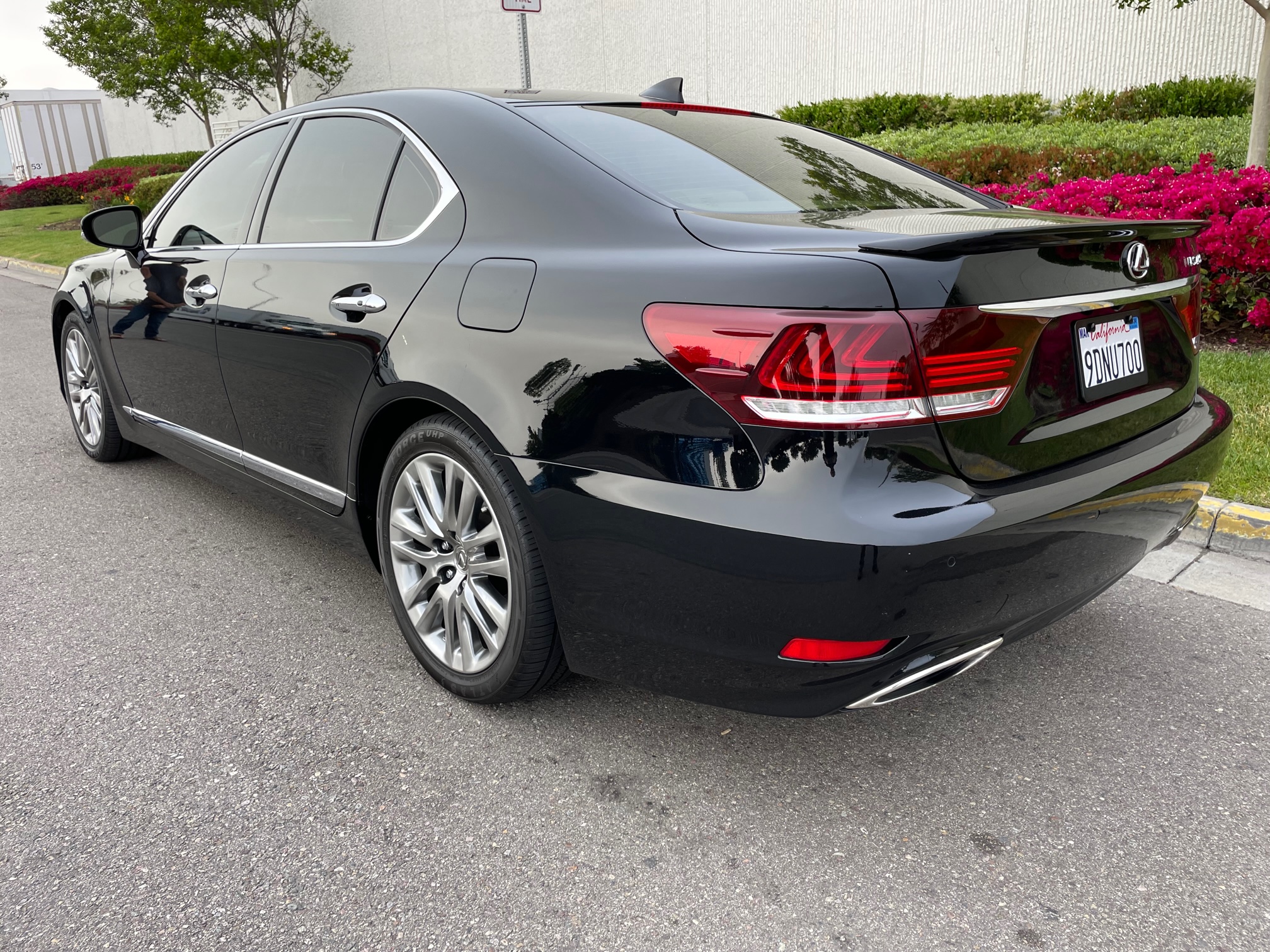 2017 Lexus LS460-SOLD