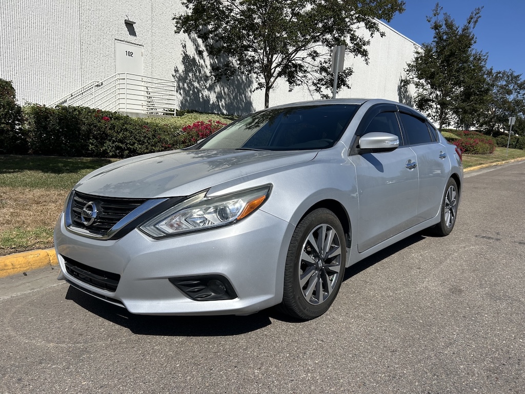 2017 Nissan Altima SV