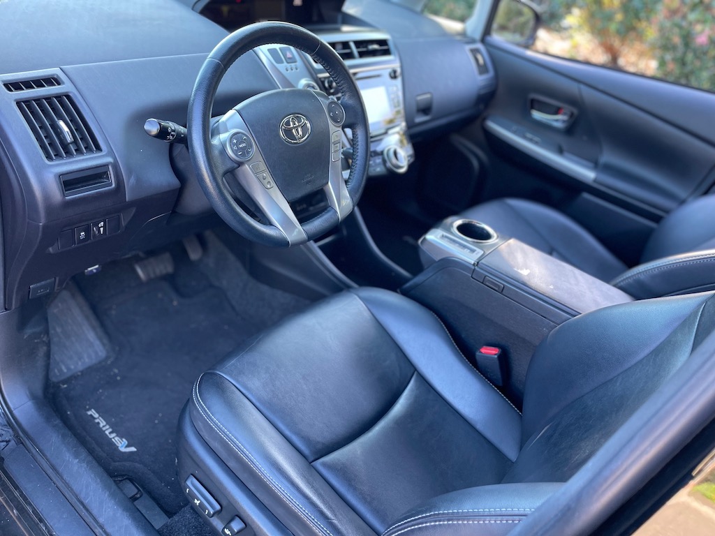 2017 Toyota Prius V-SOLD