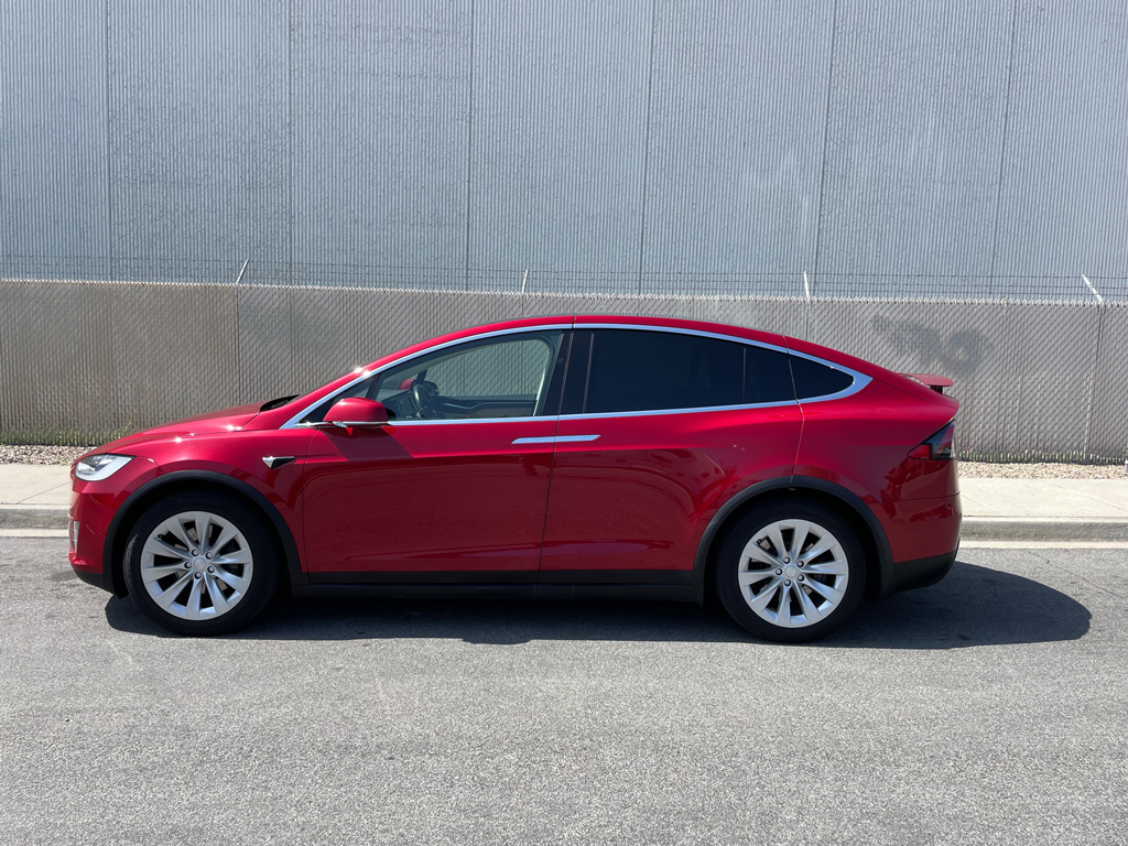2017 Tesla Model X-SOLD