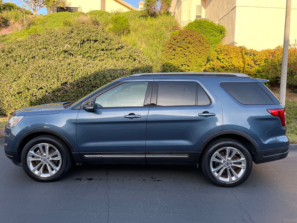 2018 Ford Explorer-SOLD