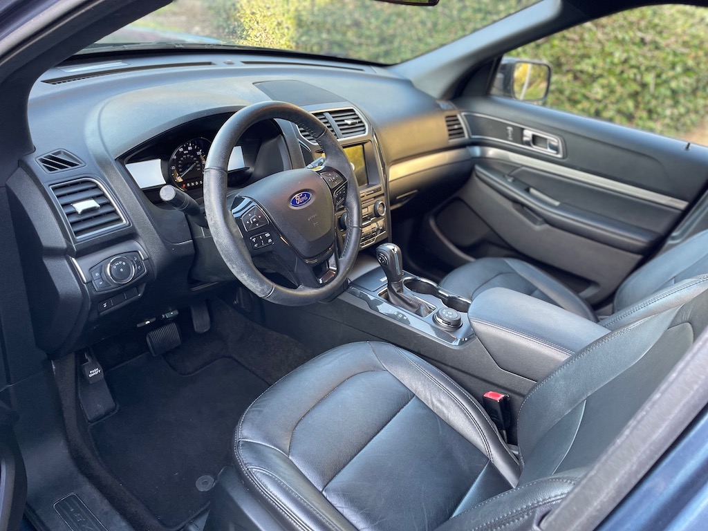 2018 Ford Explorer-SOLD