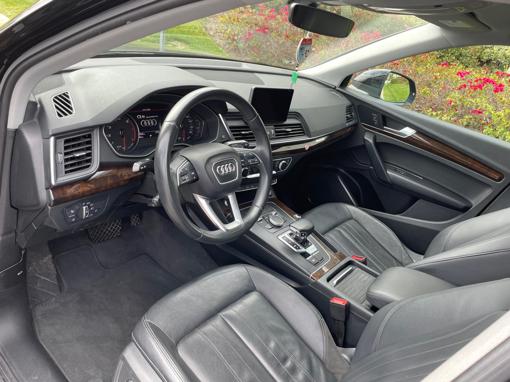 2020 Audi Q5-SOLD