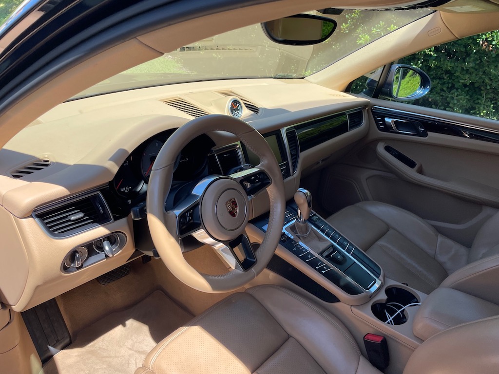 2015 Porsche Macan SOLD