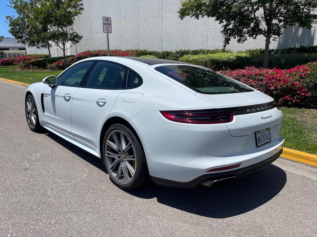 2018 Porsche Panamera Hybrid